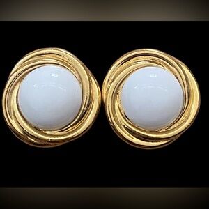 VTG Trifari goldtone domed lucite pierced earrings